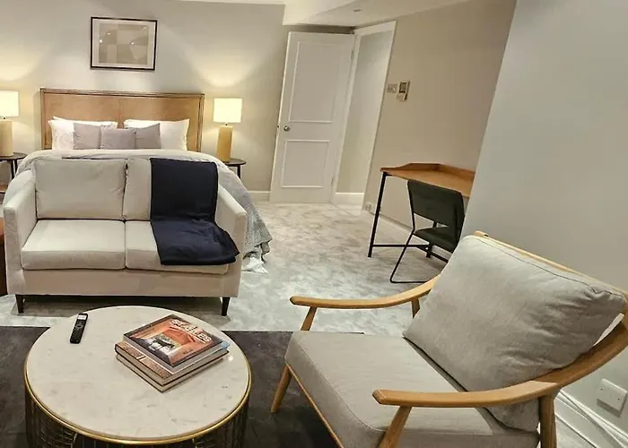 Estatesmen Park Lane Mayfair Apartment